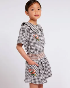 Shop Pantal&oacute;n corto bordado 'Flower' Niñas (3-12 años)