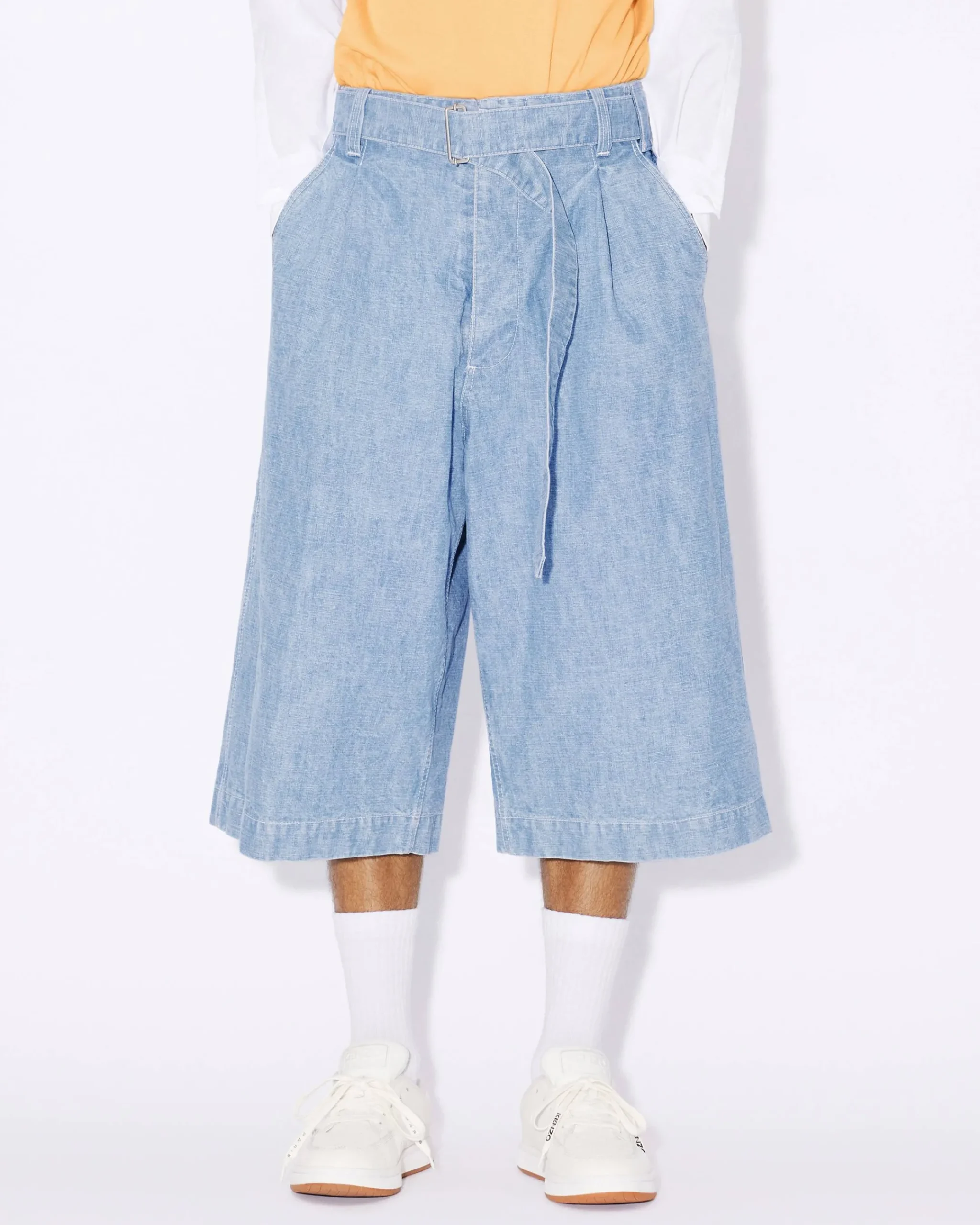 Shop Pantalón corto vaquero de estilo militar Hombre Denim|Pantalones